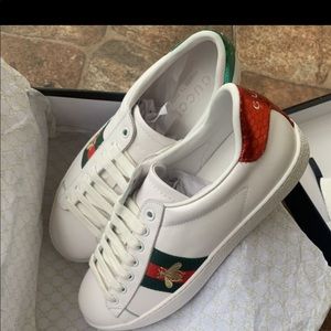 Gucci sneakers